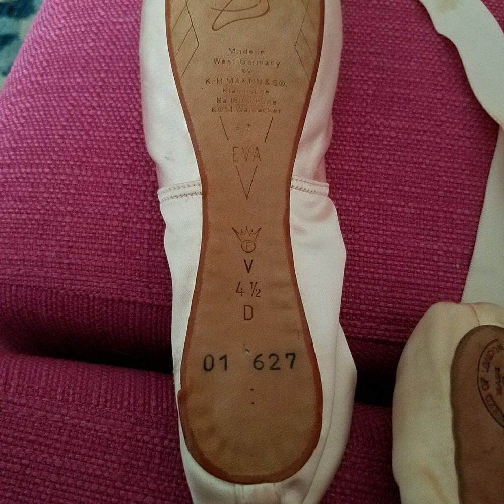 Karl-Heinz Martin "EVA" POINTE SHOE (1),   V4.5D